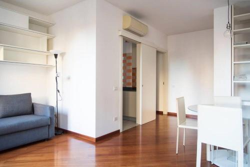 YouHosty Magolfa 21 — 4-Star Luxury Hotel in Milan, Italy