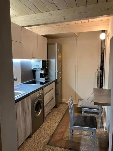 Apartment On Tabidze 3 5