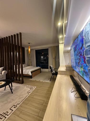 Sundown loft