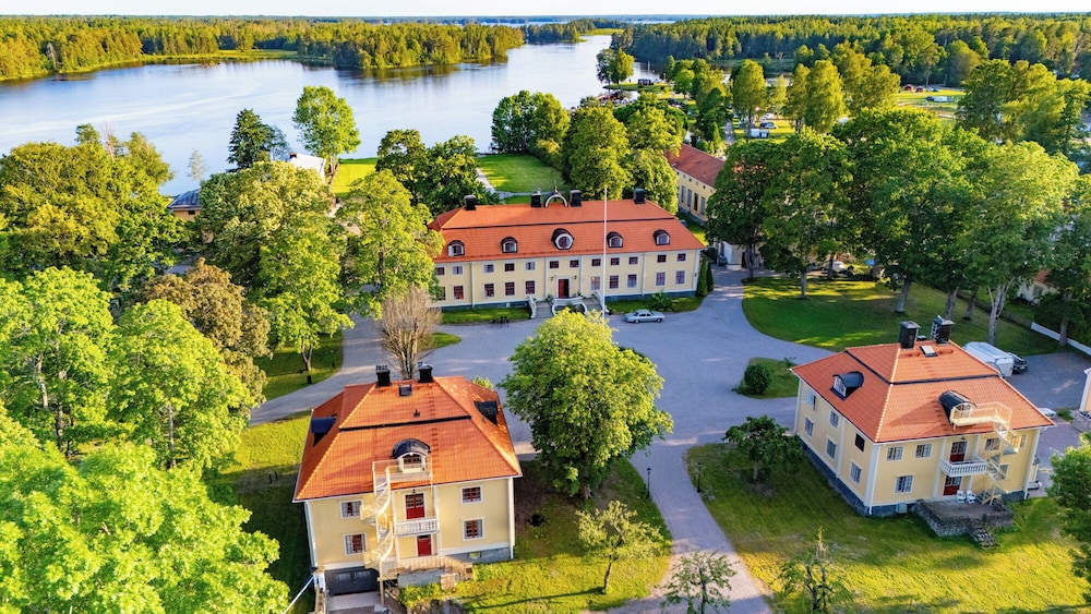 Söderfors Herrgård — 4-Star Luxury Hotel in Tierp, Sweden