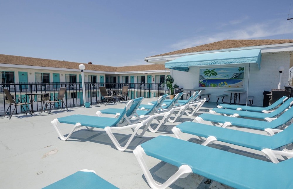 Surf Comber Motel in Wildwood, United States