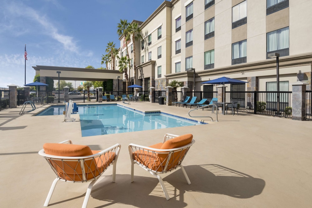 Hampton Inn & Suites Phoenix North Happy Valley - photo 21
