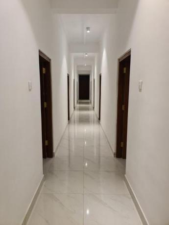 Ceylon Lodge Airport Transit Hostel — 4-Star Luxury Hotel in Negombo, Sri Lanka