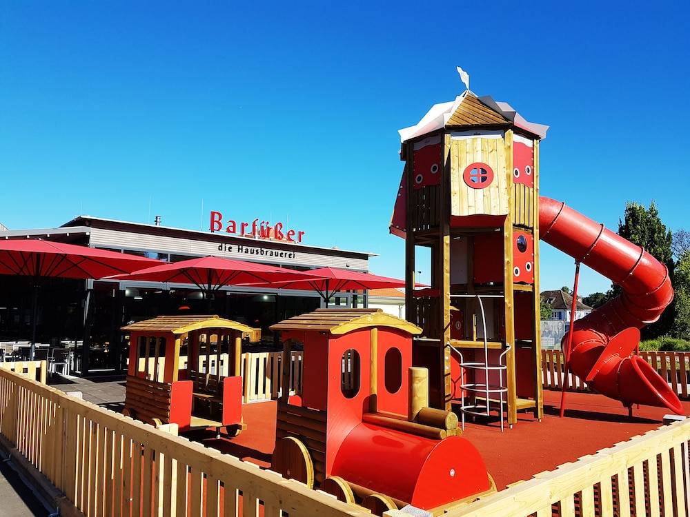 Children's play area - outdoor