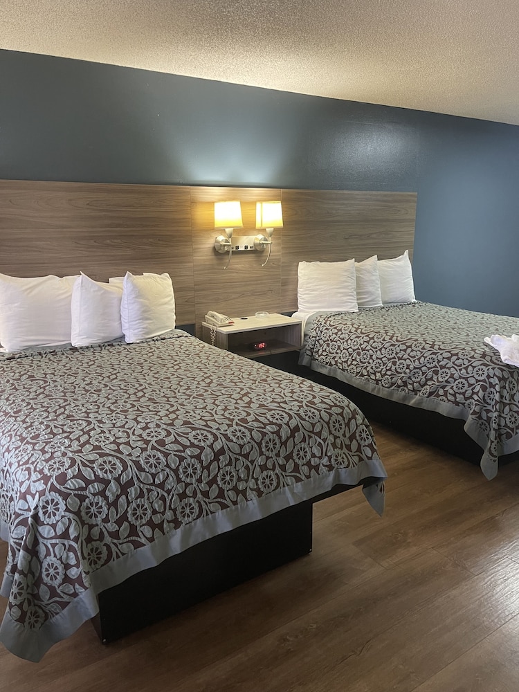 Blue Spring Inn Orange City - photo 10