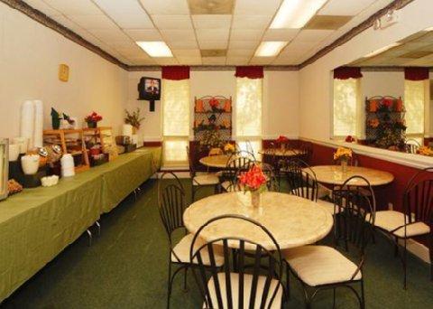 Econo Lodge Statesville - photo 9
