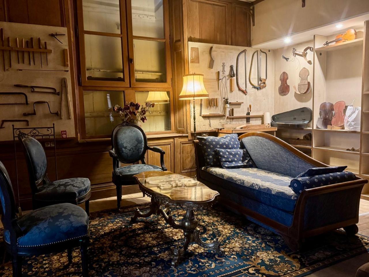 La Lutherie Chappuy pet-friendly hotel Mirecourt