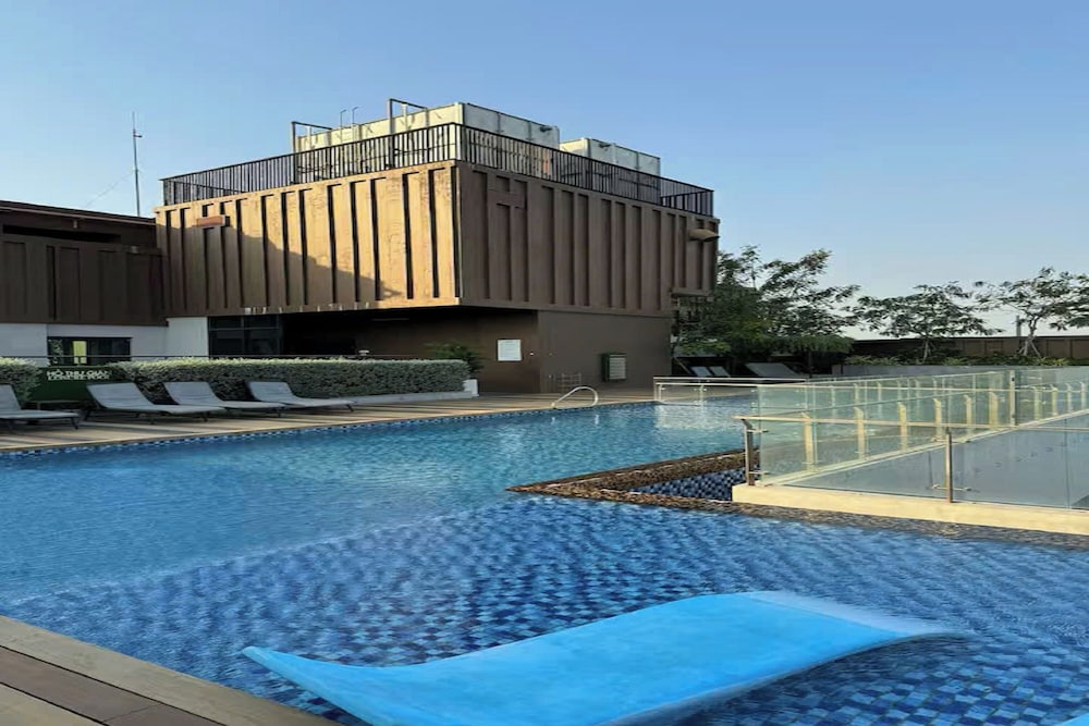 Odela Luxstay D'Edge Residence Vacation — 5-Star Luxury Hotel in Ho Chi Minh City, Vietnam