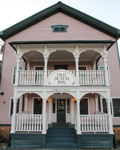 Old Dutch Inn - photo 2