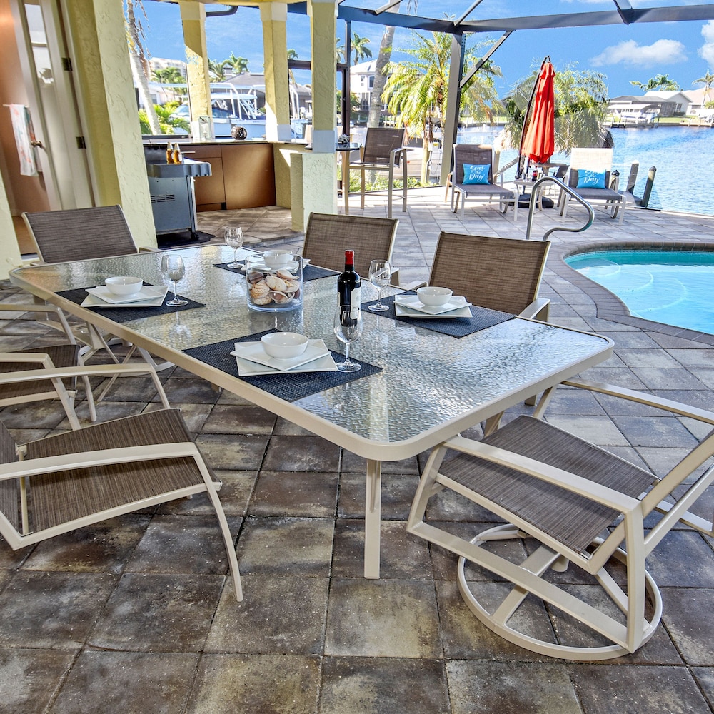 Rosegarden Poolspa And Perfect Water View - photo 21