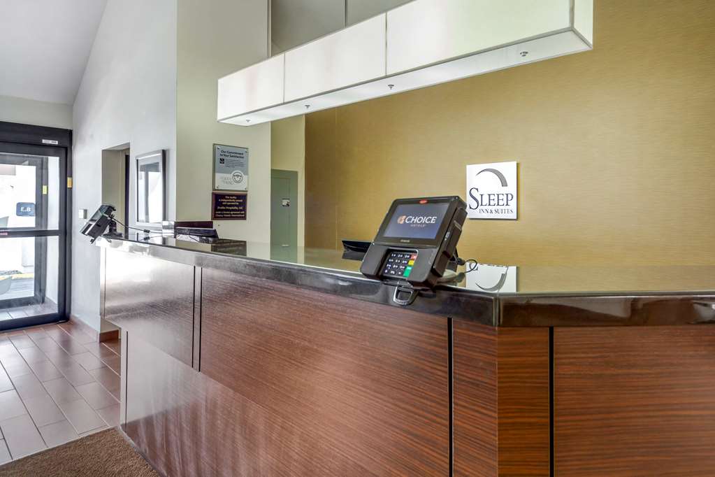 Sleep Inn & Suites Omaha Airport - photo 4