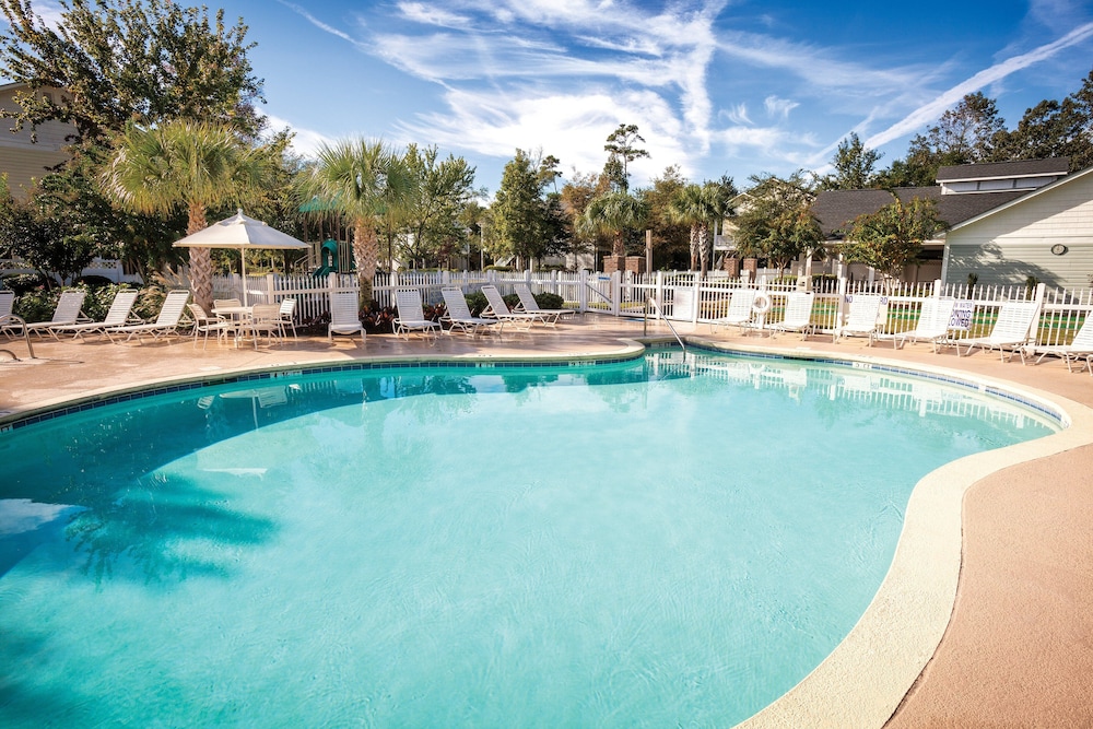 Club Wyndham at the Cottages - photo 19