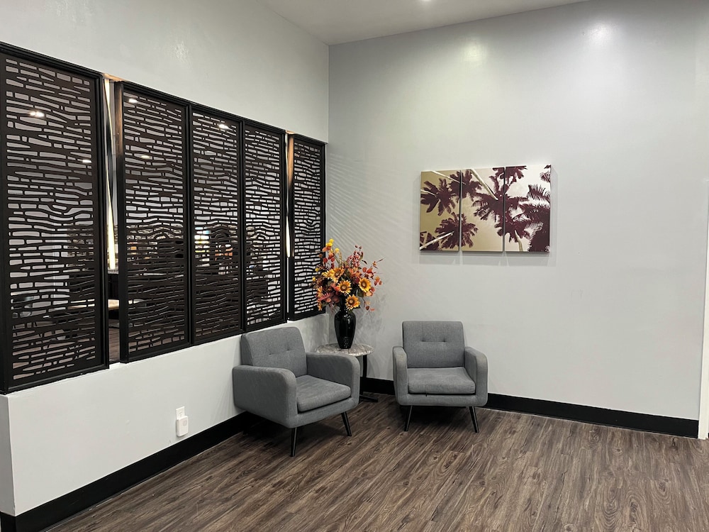 Red Roof Inn Sanford - photo 3