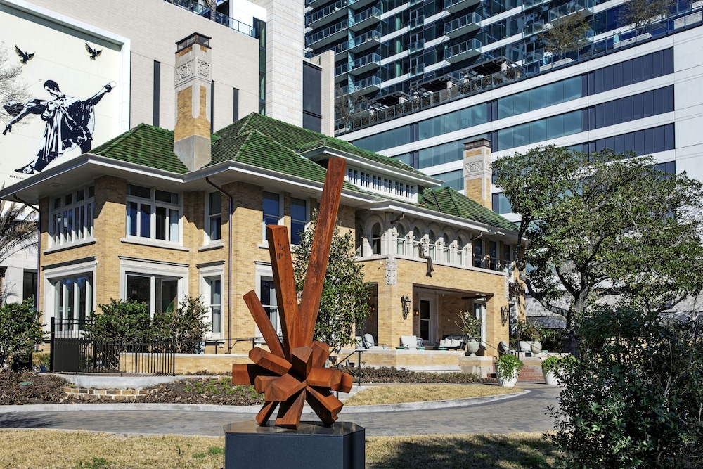 La Colombe d'Or Hotel - featured photo