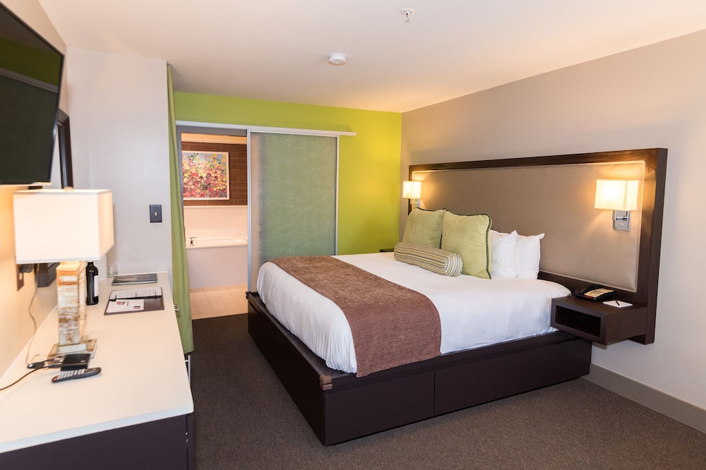 City Loft Hotel - photo 33
