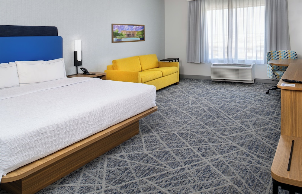 Hampton Inn by Hilton St. Louis Airport - photo 18