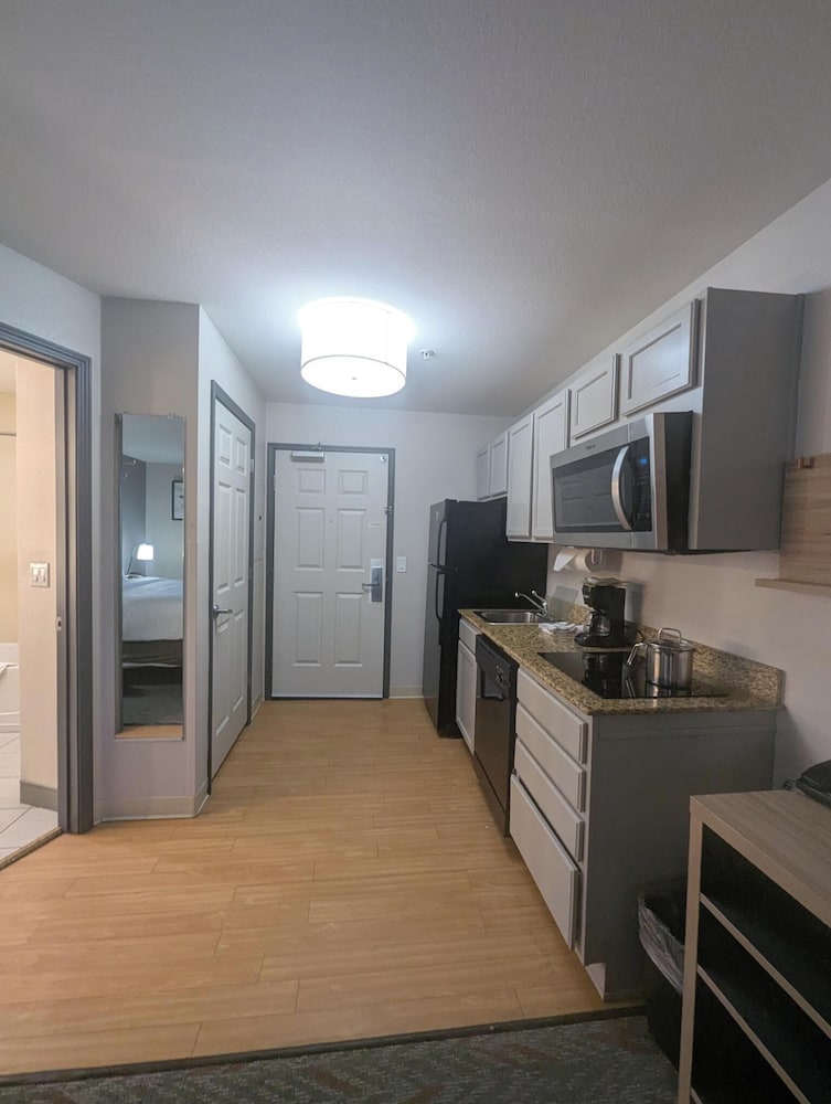 Candlewood Suites Loveland by IHG - photo 19