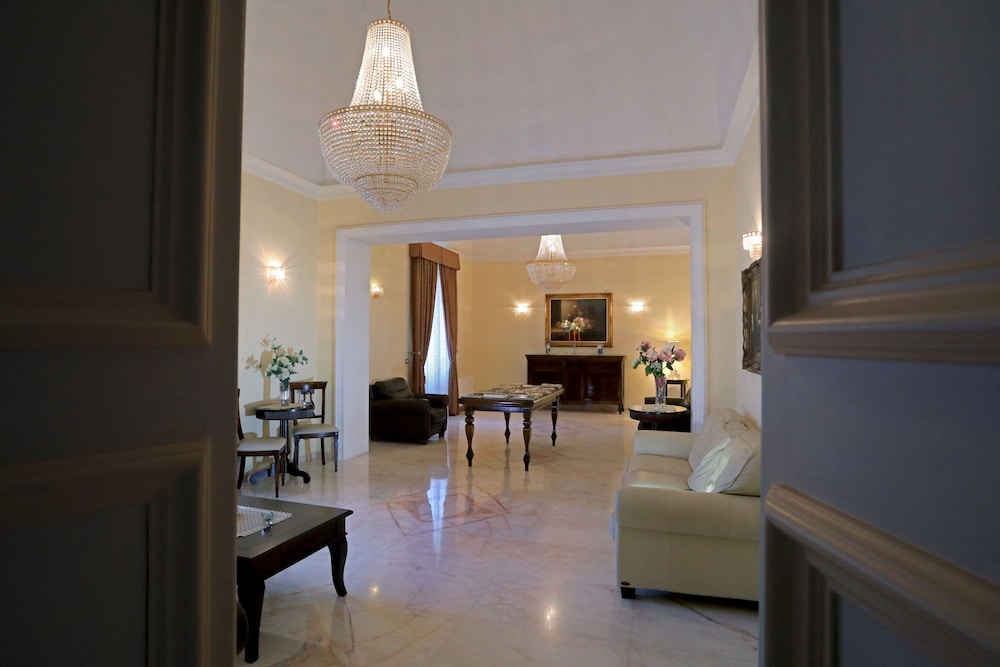 Palazzo Volta — 4-Star Luxury Hotel in Nardo, Italy