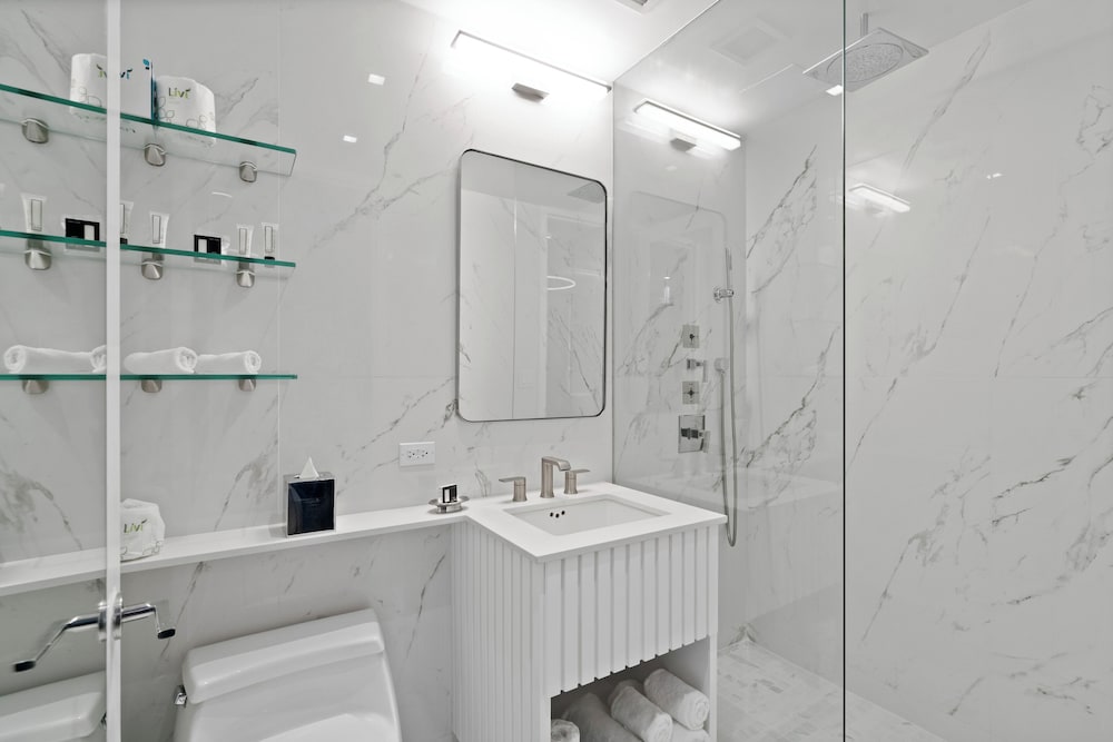 The Gotham Hotel - photo 41