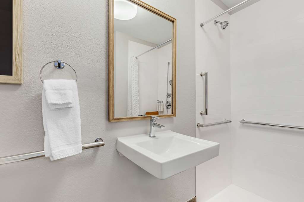 Sonesta Simply Suites Baltimore BWI Airport - photo 30