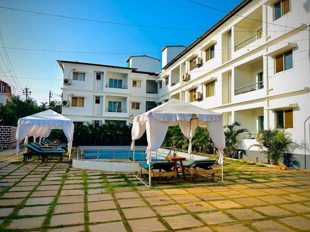 Dacha Arambol in Arambol, India