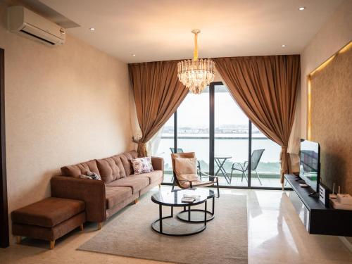 Tasteful Marina View 3BR Permas w Balcony Seaview Permas by Our Stay — 4-Star Luxury Hotel in Johor Bahru, Malaysia