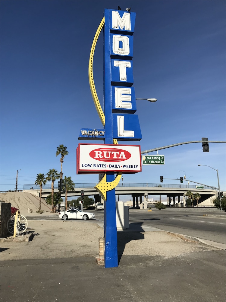 Ruta Motel - last minute hotel in Indio