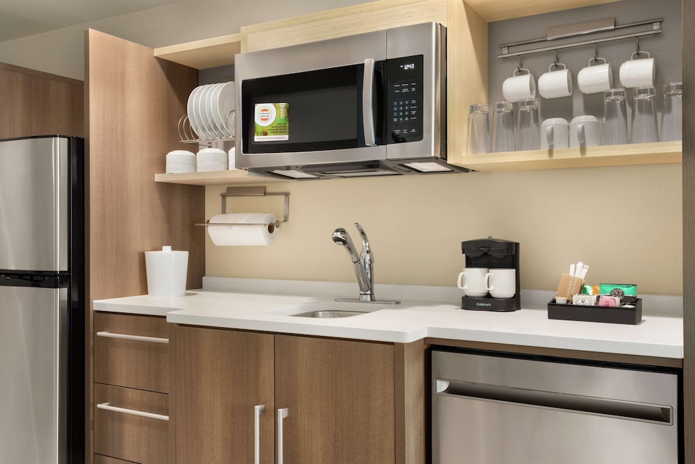 Home2 Suites by Hilton Overland Park - photo 22