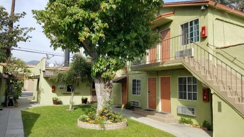 Victory Motel Inn - photo 8
