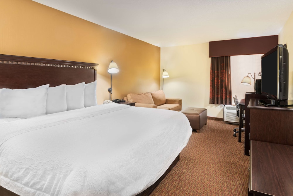 Hampton Inn Charlotte University Place - photo 6