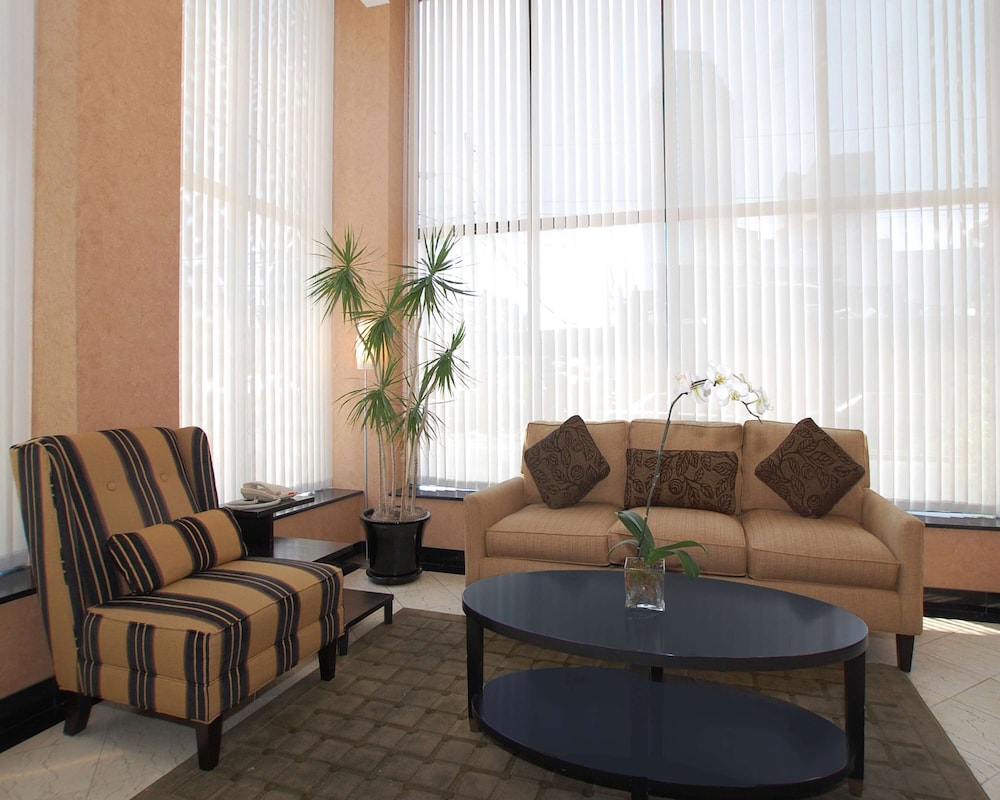 Crescent Hotel - photo 15