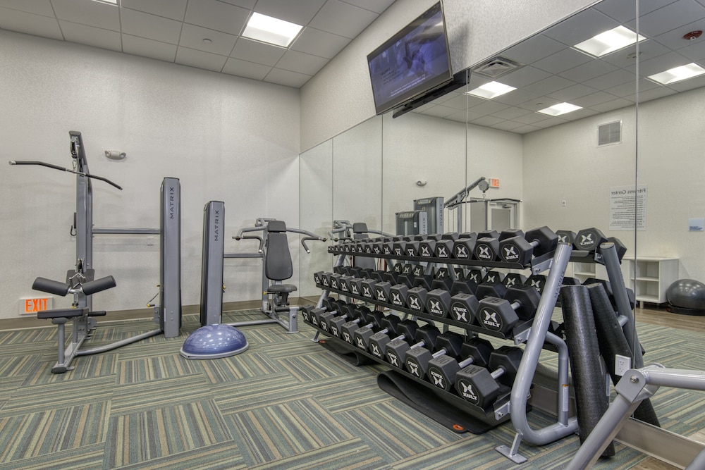 Holiday Inn Express & Suites Lincoln Airport by IHG - photo 20