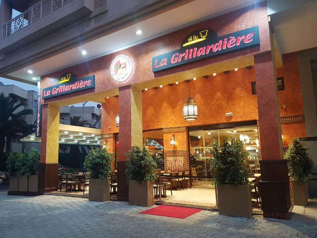 Du Haut Standing Au Coeur du Parc Et Plage a 180 M in Mohammedia, Morocco