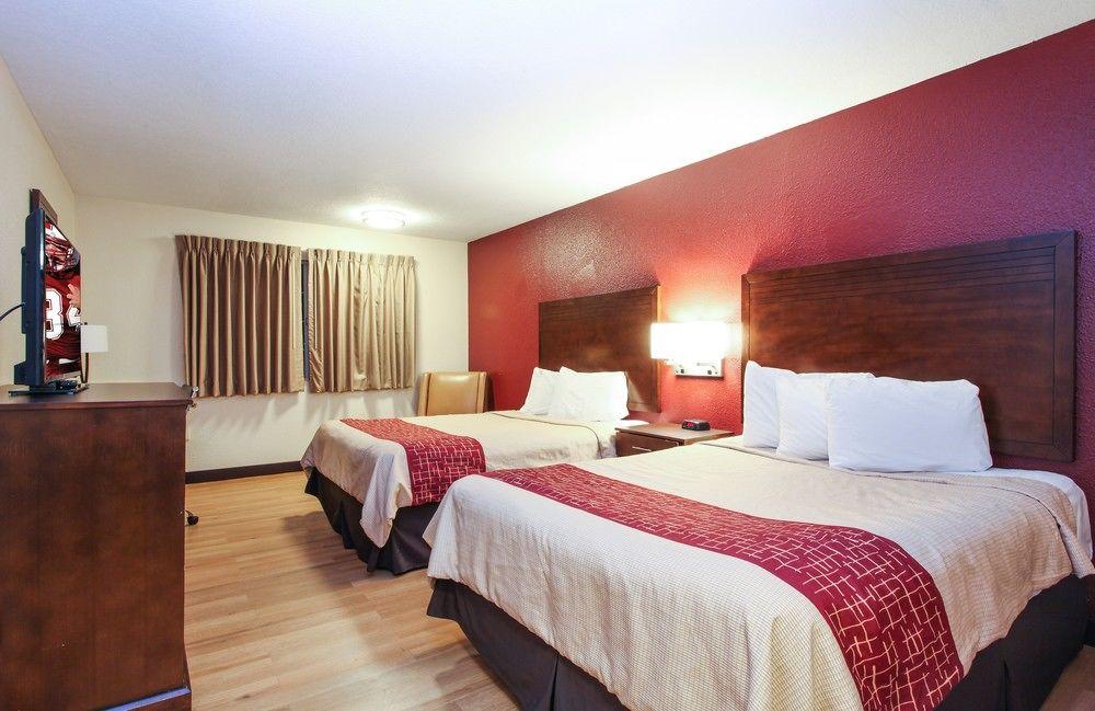 Red Roof Inn Portland - photo 5