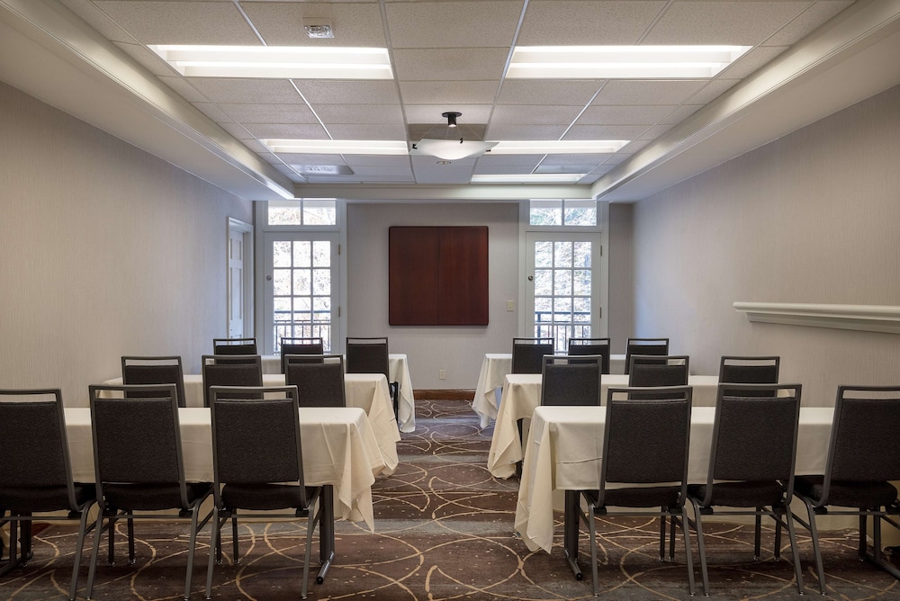 Homewood Suites by Hilton Raleigh Cary - photo 36