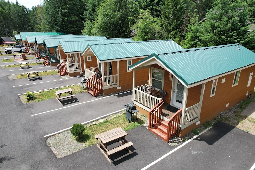 Packwood Lodge - featured photo