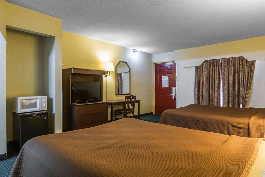Rodeway Inn Marietta near Dobbins ARB - photo 12