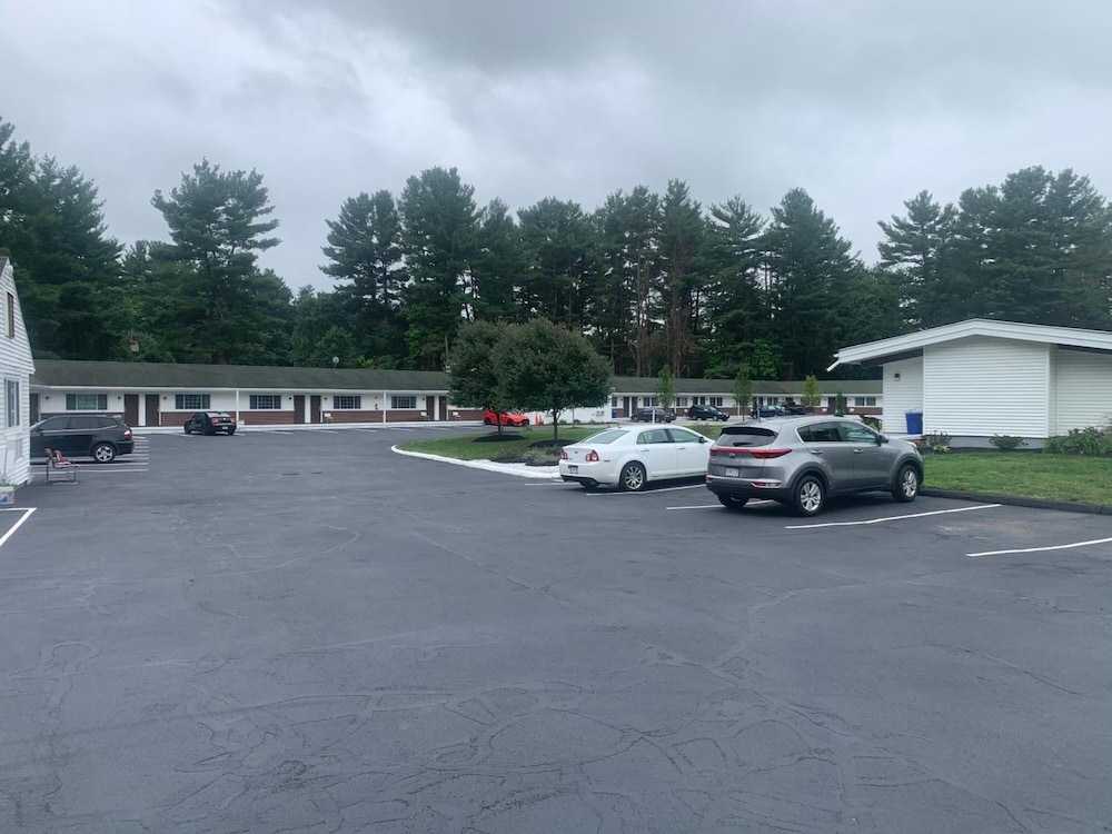 The Minuteman Inn - photo 26
