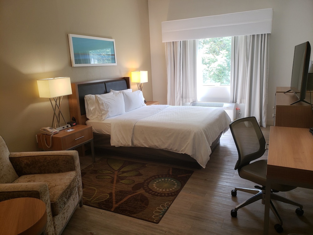 Holiday Inn Express Pittsburgh North by IHG - photo 9