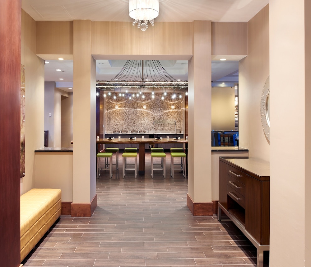 Hilton Minneapolis St. Paul Airport - photo 22