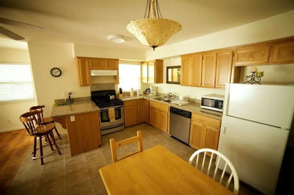 Hotel Charlotte Vacation Rentals - photo 49