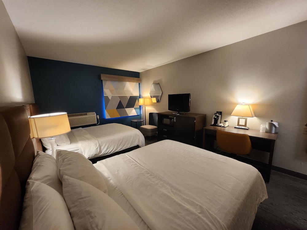 Holiday Inn Express Hotel & Suites St. Paul Woodbury by IHG - photo 15