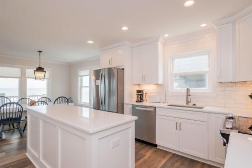 Dunes by Oak Island Accommodations - photo 3