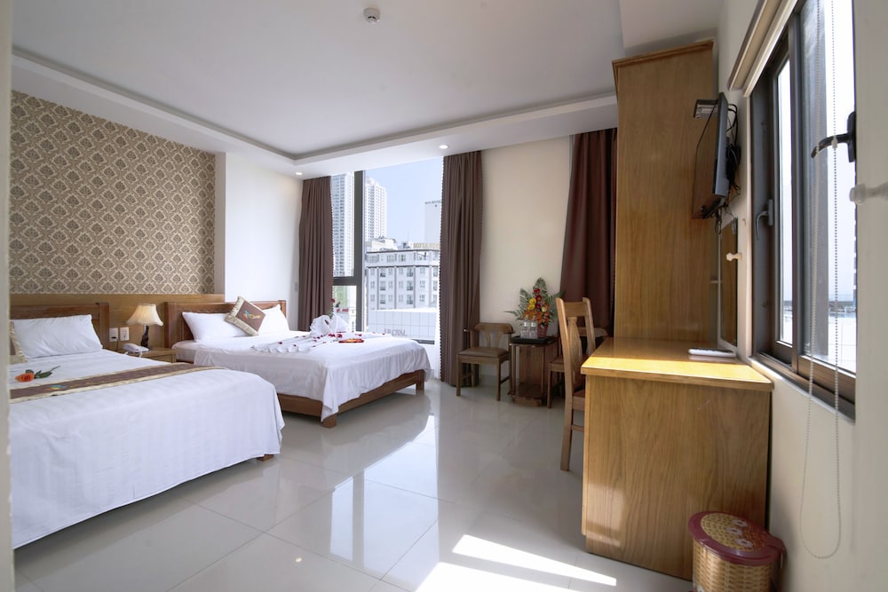 Charming Danang - carbon neutral hotel in Da Nang
