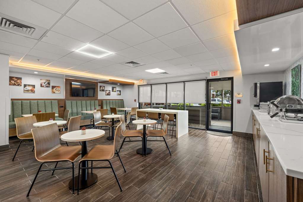 Clarion Pointe Lakeland I 4 - photo 36
