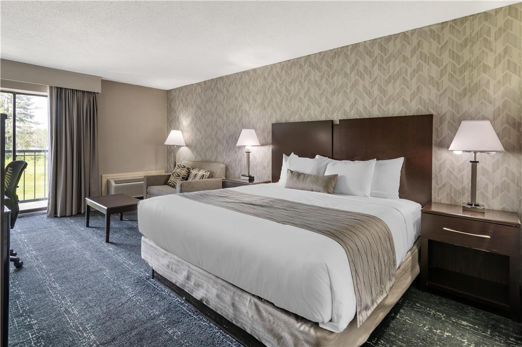 Best Western Plus Keene Hotel - photo 67