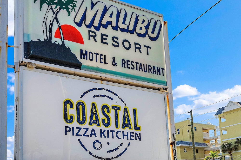 Malibu Resort Motel - photo 42