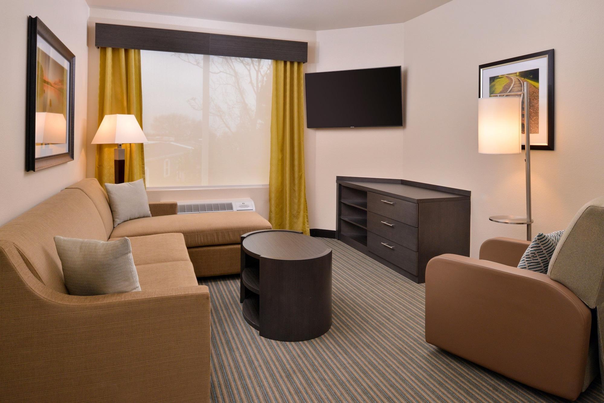 Candlewood Suites Austin Airport by IHG - photo 12