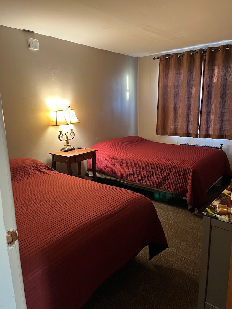 Burge Hotel - photo 3
