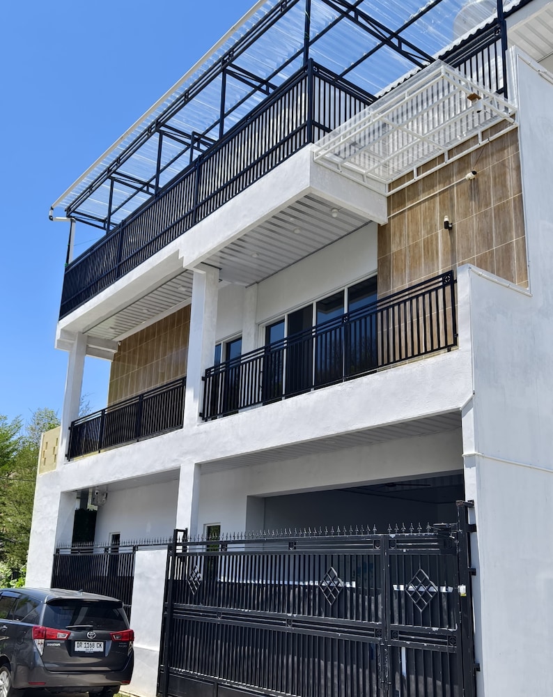 Lombokhouse Mandalika in Kuta, Indonesia